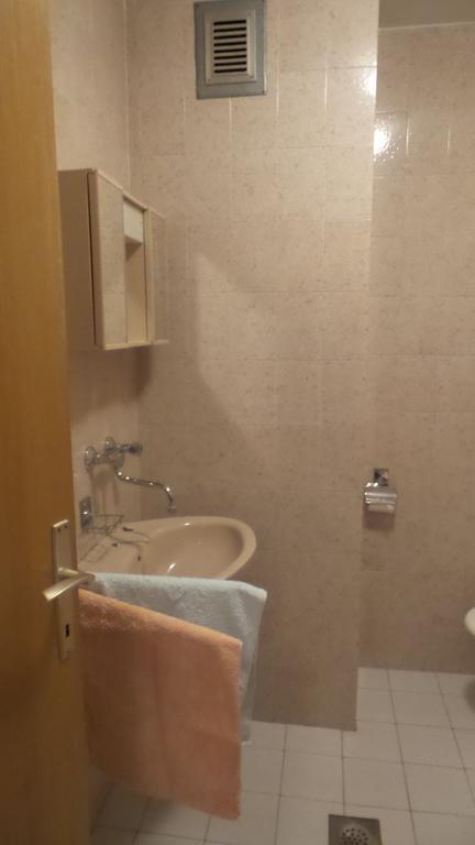 Tihana Apartments Jadranovo Cameră foto